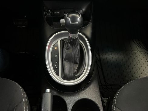 Used 2015 Kia Soul image 38