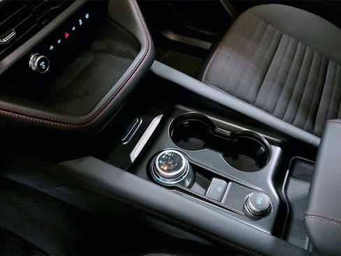 Certified 2025 Ford Explorer ST-Line w/ ST-Line Street Pack image 16