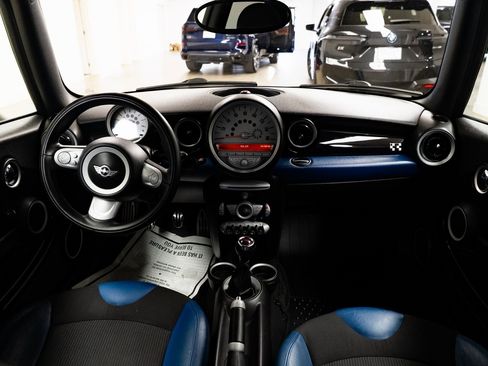 Used 2009 MINI Cooper John Cooper Works image 8