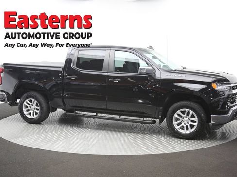 Used 2023 Chevrolet Silverado 1500 LT AWD/4WD image 49