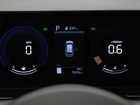 Used 2024 Hyundai Kona SEL FWD image 21