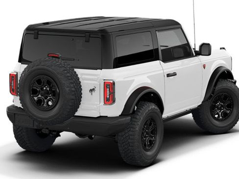 New 2026 Ford Bronco Badlands w/ Sasquatch Package AWD/4WD image 3