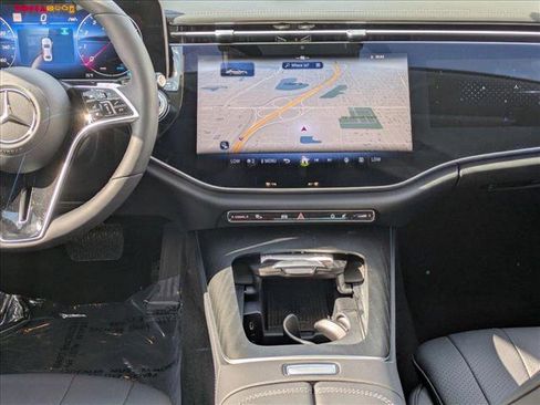 New 2025 Mercedes-Benz E 350 Sedan image 12