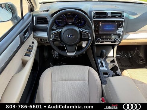 Used 2019 Subaru Outback 2.5i Premium AWD/4WD image 32