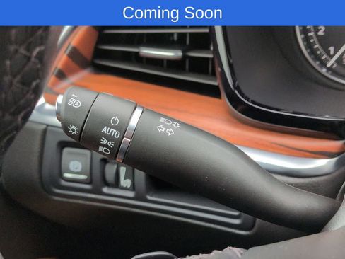 Used 2023 Cadillac XT5 Premium Luxury w/ LPO, Floor Liner Package AWD/4WD image 27