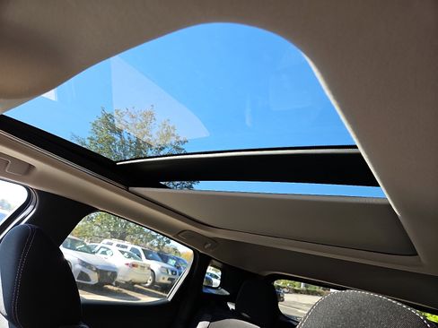 New 2026 Nissan Kicks SV w/ SV Premium Package image 11