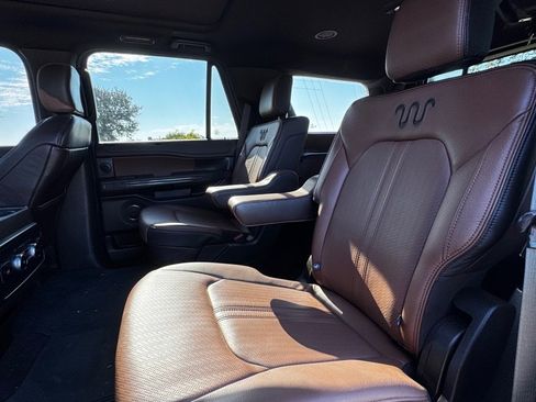 Used 2024 Ford Expedition King Ranch image 13