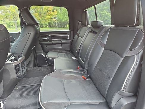 Used 2025 RAM 2500 Laramie AWD/4WD image 17