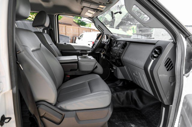 Used 2016 Ford F250 XL w/ Power Equipment Group RWD image 27