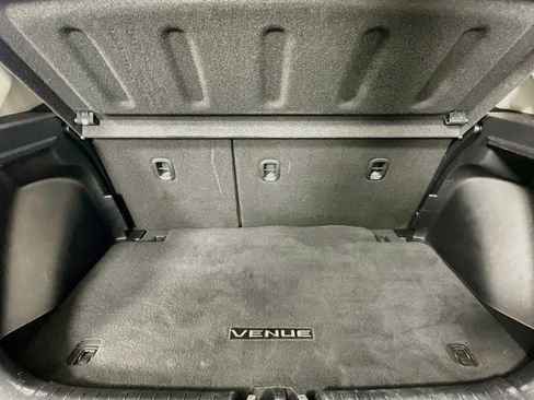 Used 2023 Hyundai Venue SEL FWD image 24