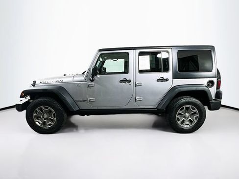 Used 2018 Jeep Wrangler Unlimited Rubicon w/ Cold Weather Group AWD/4WD image 6