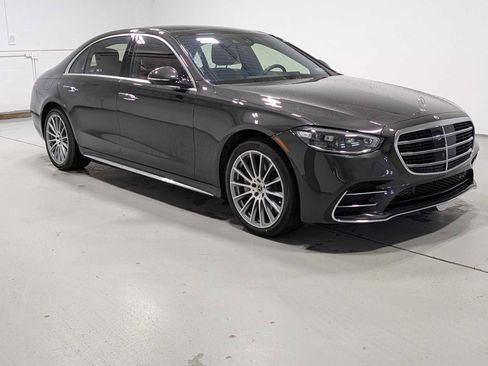Certified 2023 Mercedes-Benz S 500 4MATIC image 6