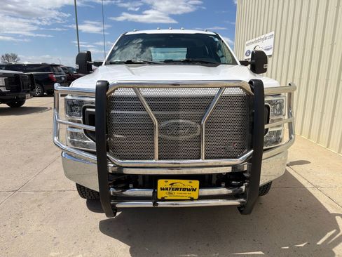 Used 2020 Ford F350 XL w/ Power Equipment Group AWD/4WD image 3