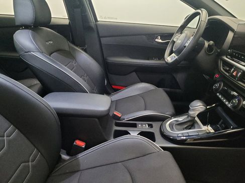 Used 2023 Kia Forte GT-Line w/ GT-Line Premium Package FWD image 21