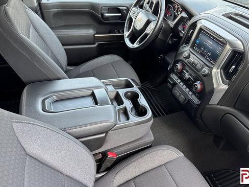 Used 2022 Chevrolet Silverado 3500 LT w/ Convenience Package AWD/4WD image 16