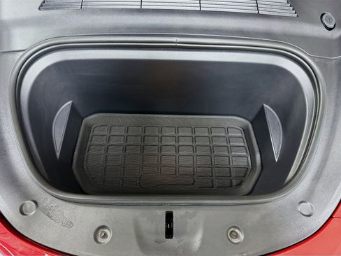 Used 2023 Tesla Model Y Long Range image 33