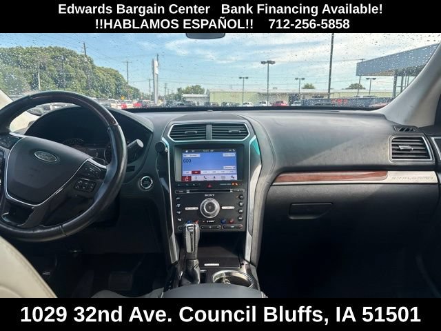 Used 2017 Ford Explorer Platinum AWD/4WD image 13