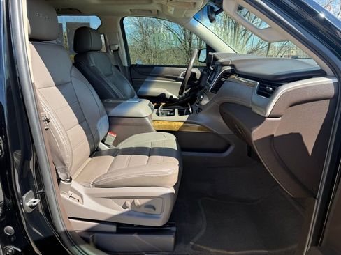 Used 2016 GMC Yukon XL Denali w/ Open Road Package image 25