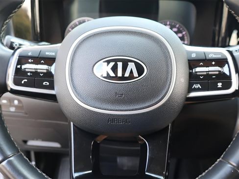 Used 2021 Kia Sorento SX image 19