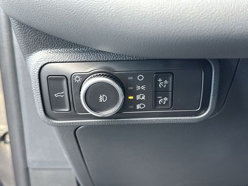 New 2025 Ford Explorer Active w/ Active Comfort Package image 16