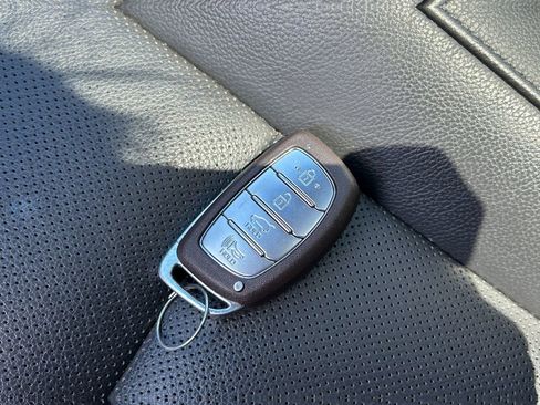 Used 2018 Hyundai Tucson Limited w/ Ultimate Package 02 AWD/4WD image 32