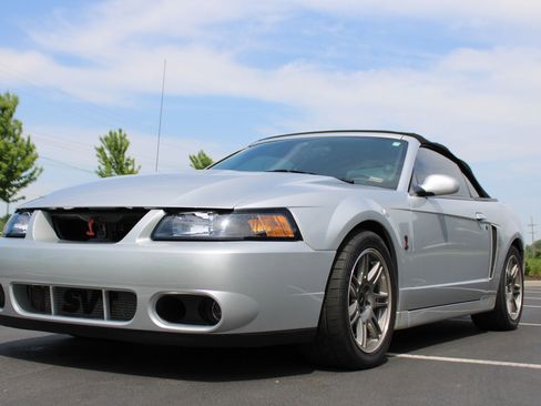 Used 2003 Ford Mustang Cobra RWD image 23