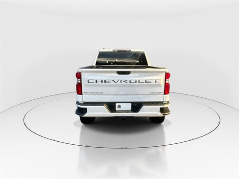 Used 2020 Chevrolet Silverado 1500 Custom w/ Custom Value Package image 7