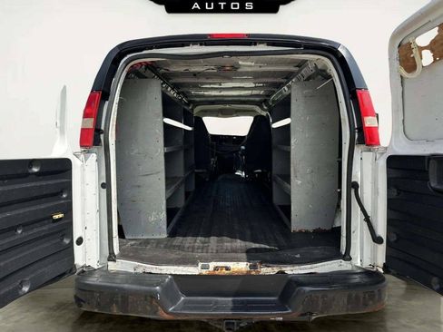 Used 2012 Chevrolet Express 3500 Extended RWD image 15