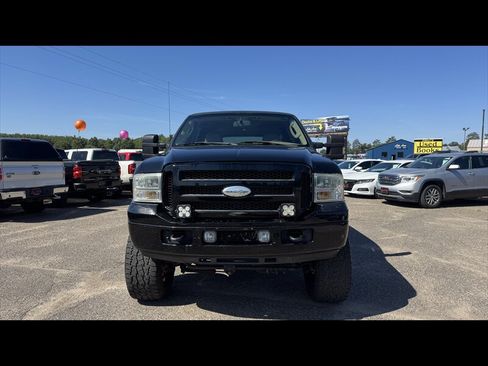 Used 2005 Ford Excursion Limited AWD/4WD image 2