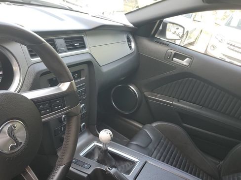 Used 2013 Ford Mustang Shelby GT500 RWD image 19