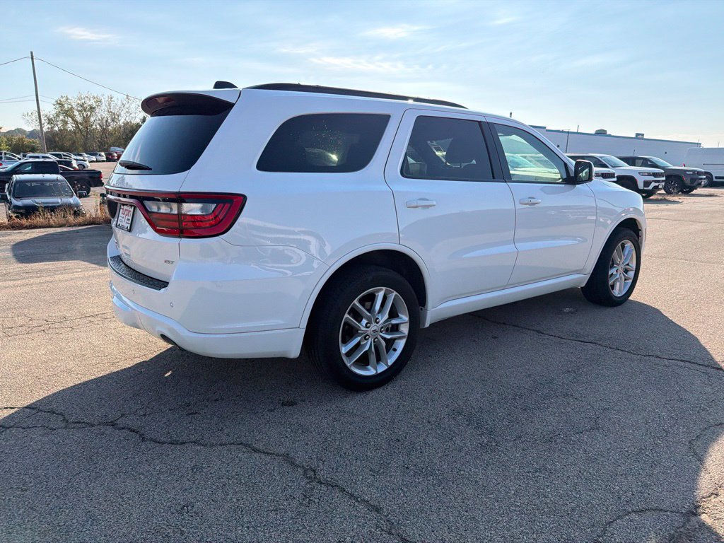 Used 2025 Dodge Durango GT AWD/4WD image 5