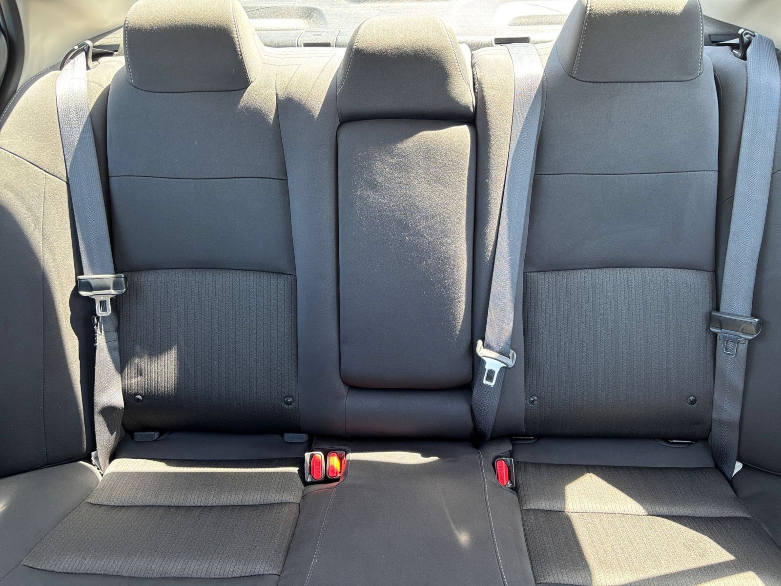 Used 2025 Nissan Altima 2.5 SV FWD image 37