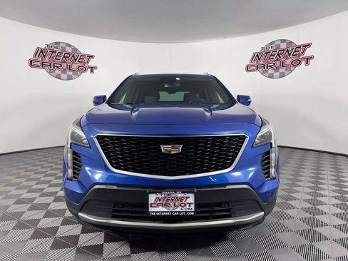 Used 2021 Cadillac XT4 Premium Luxury AWD/4WD image 2