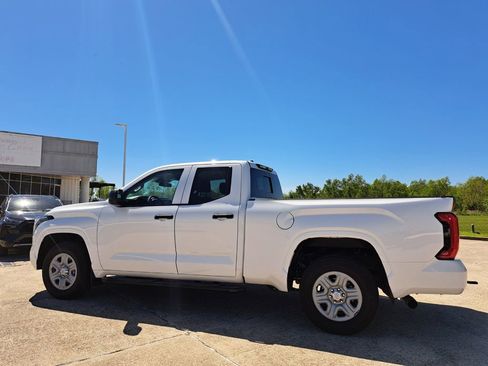 Used 2022 Toyota Tundra SR w/ SR Tow Package image 7