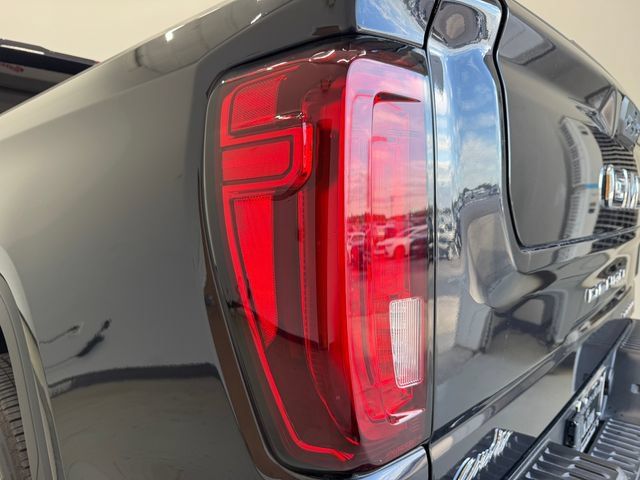 Used 2023 GMC Sierra 1500 Denali Ultimate AWD/4WD image 35