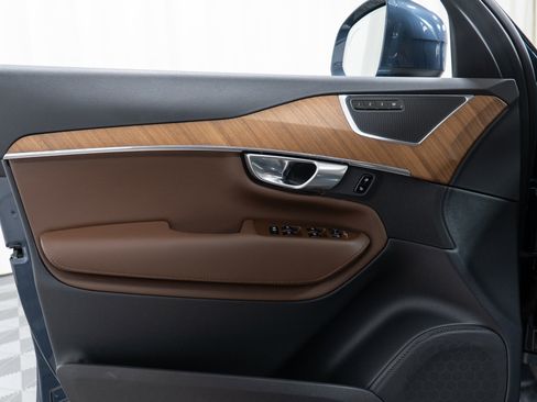 Used 2024 Volvo XC90 B6 Plus w/ Protection Package Premier image 11