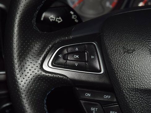 Used 2017 Ford Focus RS image 40