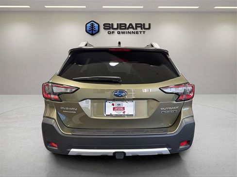 Used 2025 Subaru Outback Touring XT image 4