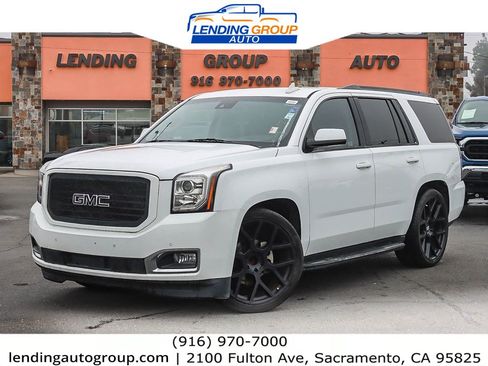 Used 2017 GMC Yukon SLE w/ Convenience Package image 1