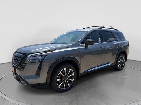 New 2026 Nissan Pathfinder Platinum w/ Accent Package AWD/4WD image 8