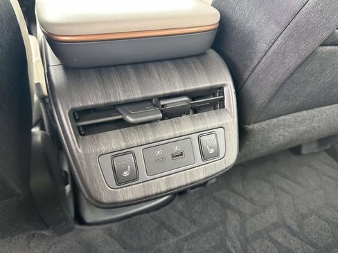 Certified 2024 Nissan Ariya AWD image 14