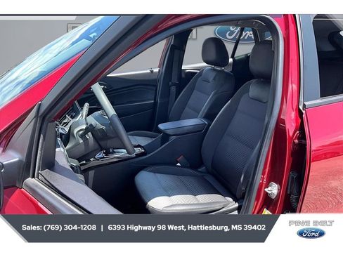 Used 2024 Chevrolet Trax LT FWD image 19