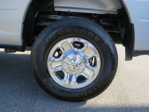 New 2026 RAM 2500 Tradesman AWD/4WD image 13