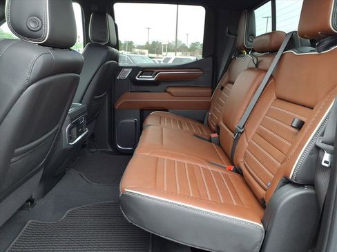 Used 2023 GMC Sierra 1500 Denali Ultimate image 25