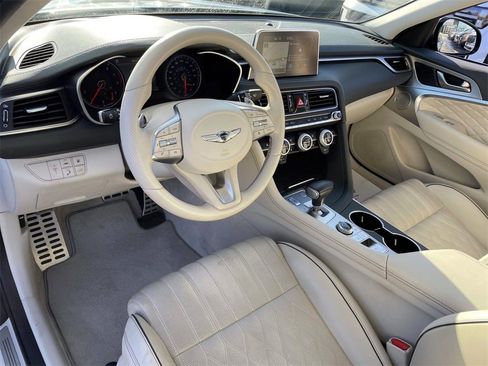 Used 2019 Genesis G70 3.3T Design image 10