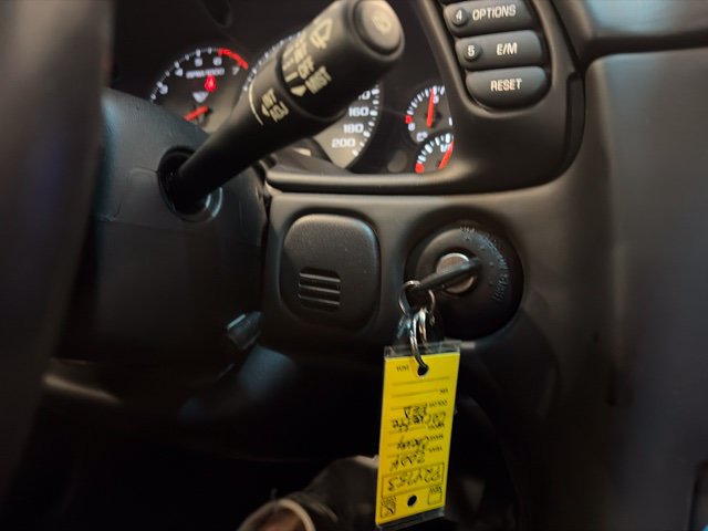 Used 2004 Chevrolet Corvette Coupe RWD image 19