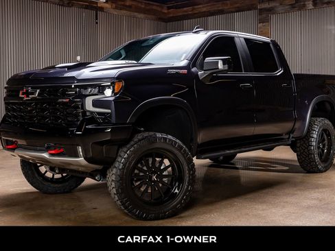 Used 2022 Chevrolet Silverado 1500 ZR2 w/ Technology Package image 5