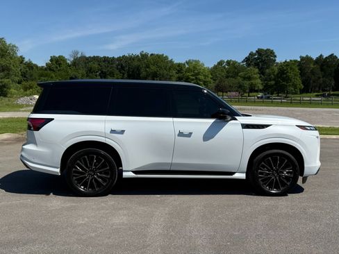 Used 2025 INFINITI QX80 Autograph AWD/4WD image 8