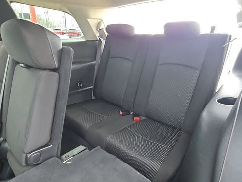 Used 2019 Dodge Journey SE w/ Premium Group image 28