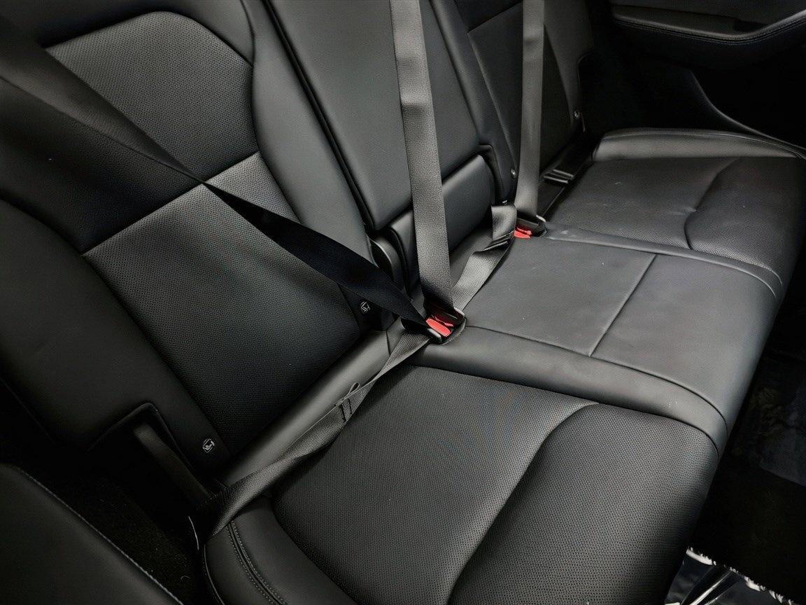 Used 2026 Tesla Model Y 2WD image 14